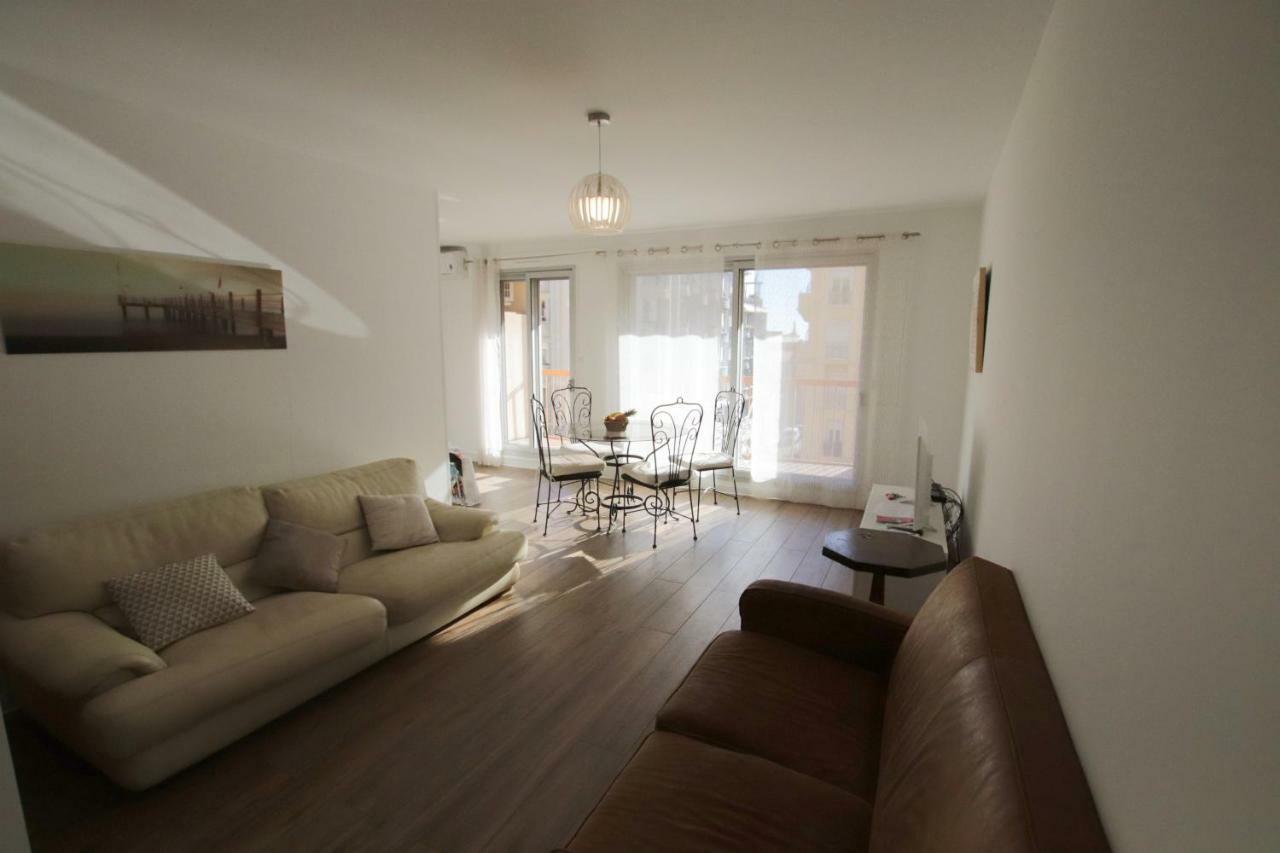 Le Renoir Apartment